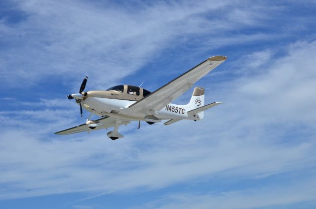 Cirrus SR-22 (N455TC)