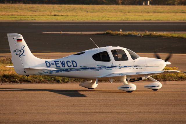 Cirrus SR-20 (D-EWCD)