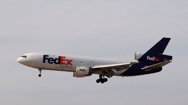 McDonnell Douglas DC-10 (N365FE) - "Joey" on final to 18R.