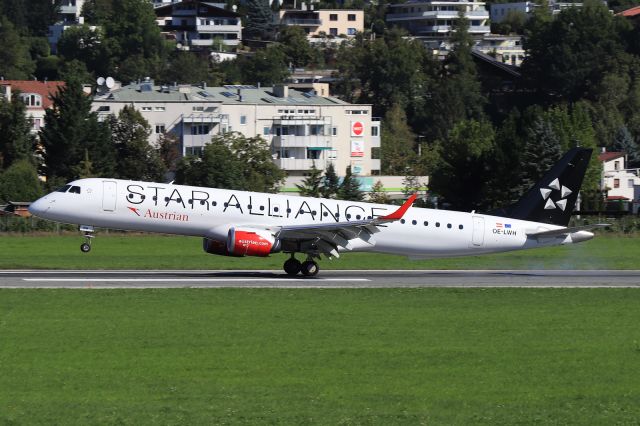 EMBRAER 195 (OE-LWH)