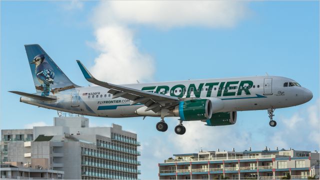 Airbus A320neo (N326FR)
