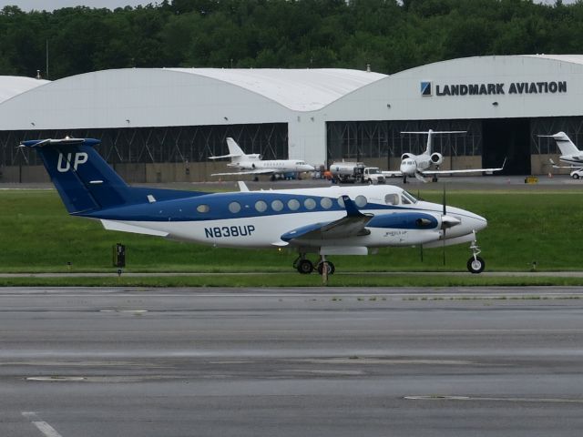 Beechcraft Super King Air 350 (N838UP)