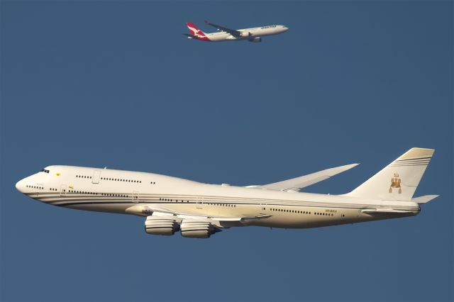 BOEING 747-8 (V8-BKH) - Sultan of Brunei's aircraft departing Sydney after the ASEAN summit in March 2018