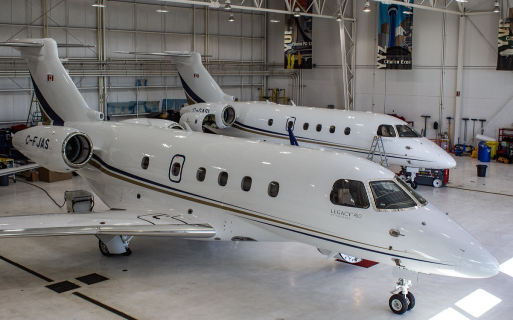 Embraer Legacy 450 (C-FJAS)