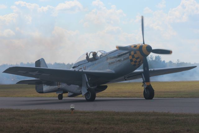 North American P-51 Mustang (NL51TH)