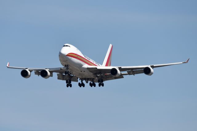 Boeing 747-400 (N700CK)