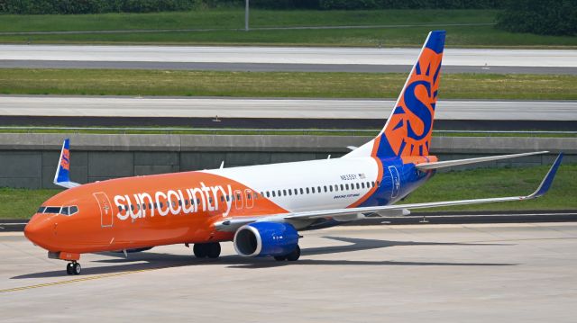 Boeing 737-800 (N835SY) - Sun Country 737 taxing to a gate.