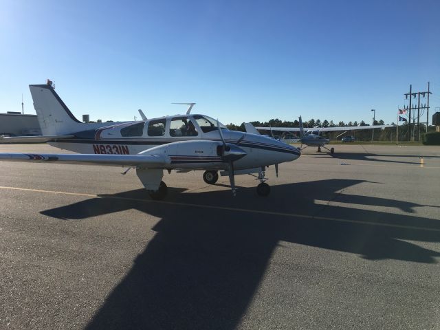 Beechcraft 55 Baron (N8331N)