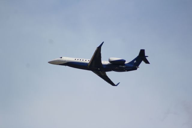 Embraer Legacy 600/650 (N844SJ)