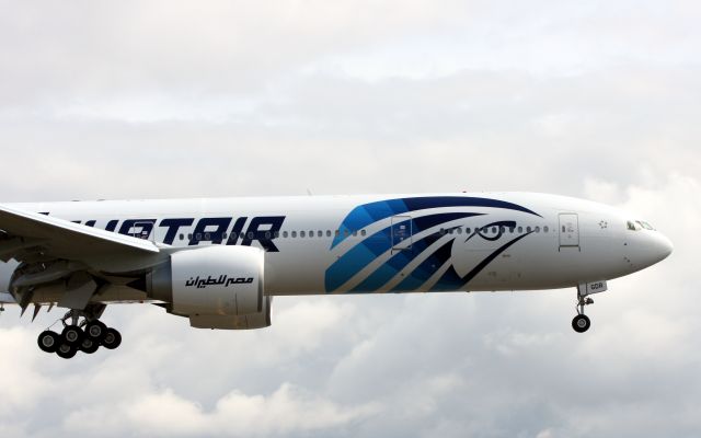 BOEING 777-300 (SU-GDR) - Egypt Air 777-300ER Landing at Paine Field.