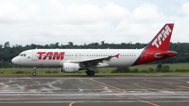 Airbus A320 (PR-MYG)