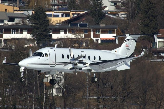 Beechcraft 1900 (OO-PHB)