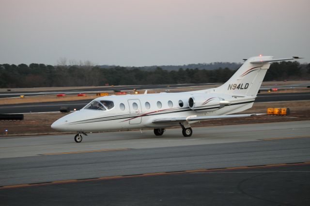 Mitsubishi MU-300 Diamond (N94LD) - Taxiing to the ramp at PDK on 02/16/2011