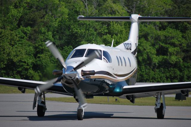 Pilatus PC-12 (N327JZ) - Taxiing in after landing on runway 03 - 4/24/09