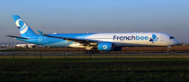 Airbus A350-1000 (F-HMIX) - View from "Gaston Jankiewicz Park" Paray Vieille Poste.