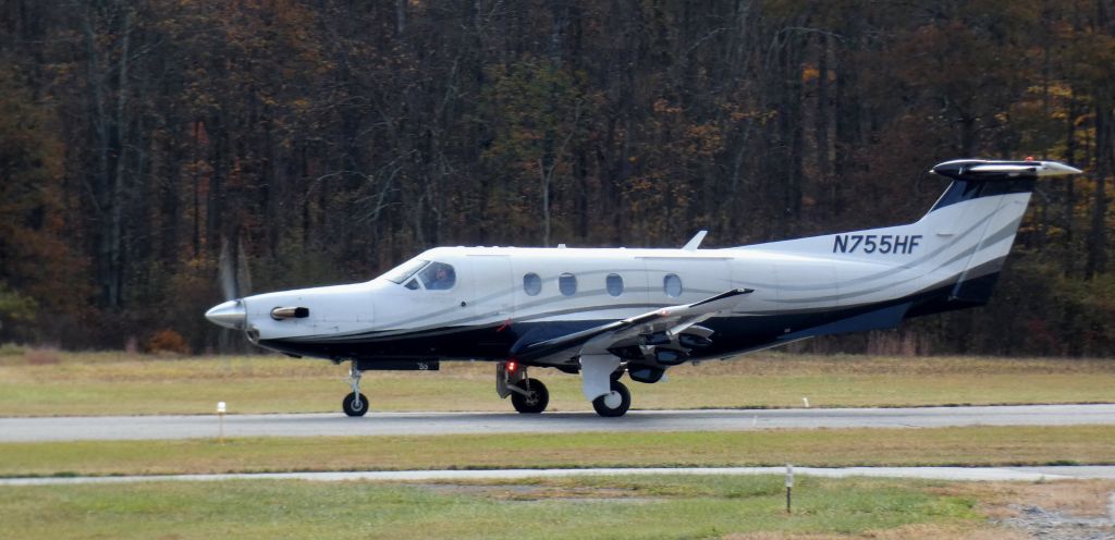 Pilatus PC-12 (N755HF) - Taxiing for departure is this 2006 Pilatus PC-12/47 in the Autumn of 2024.