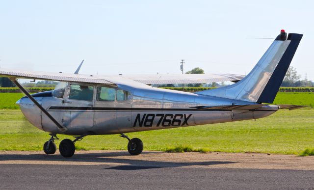 Cessna Skylane (N8766X) - Local Cessna 182 landing at Lodi Airport, CA.