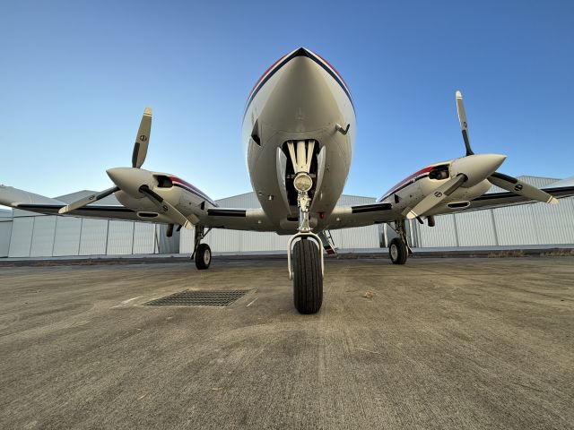 Cessna 340 (VH-LKM)