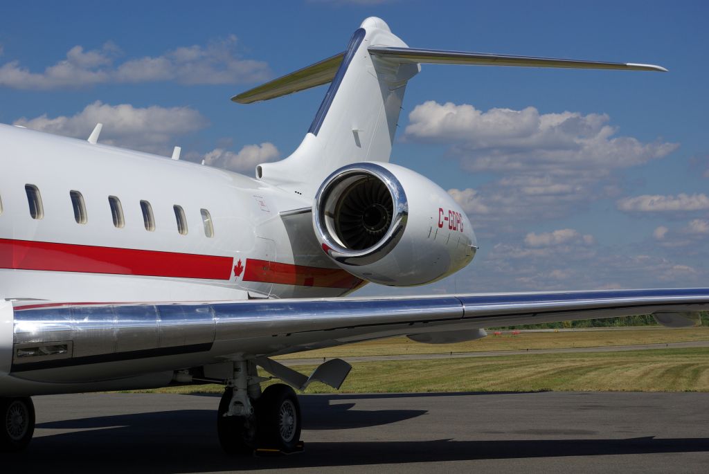 Bombardier Global 5000 (C-GDPG)