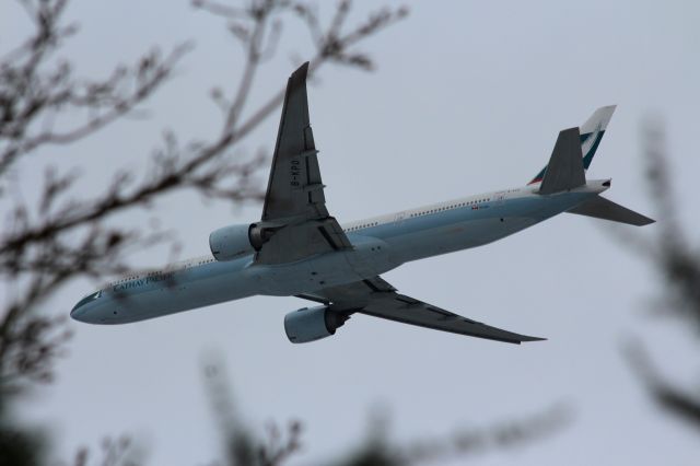 BOEING 777-300ER (B-KPO) - Over Long Island, NY - Approach to Landing at JFK Runway 21L