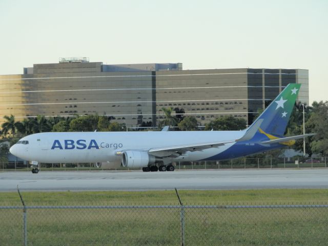 BOEING 767-300 (PR-ABB)