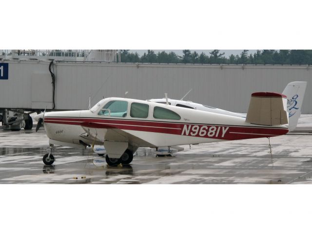 Beechcraft 35 Bonanza (N9681Y) - An older but very nice V-tail Bonanza.