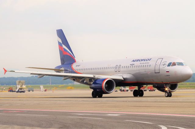 Airbus A320 (VQ-BIT)