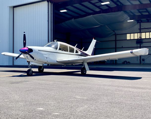 Piper Cherokee Arrow (N530MC) - This paint job is growing on me.