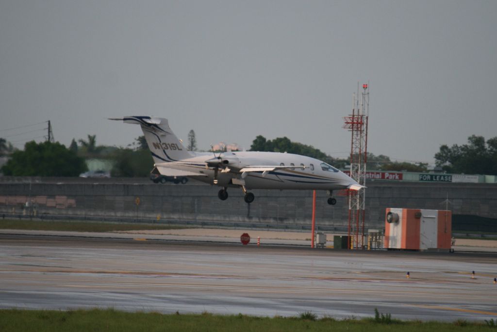 Piaggio P.180 Avanti (N131SL)
