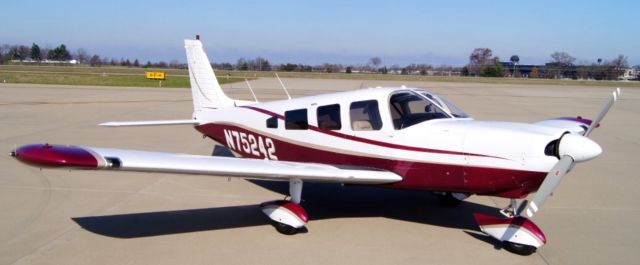Piper Saratoga (N75242)