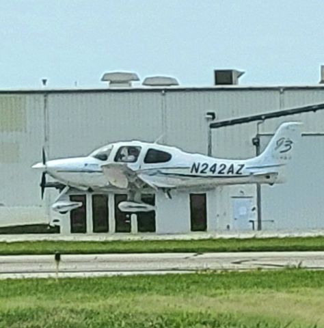 Cirrus SR-22 (N242AZ) - 08-29-21