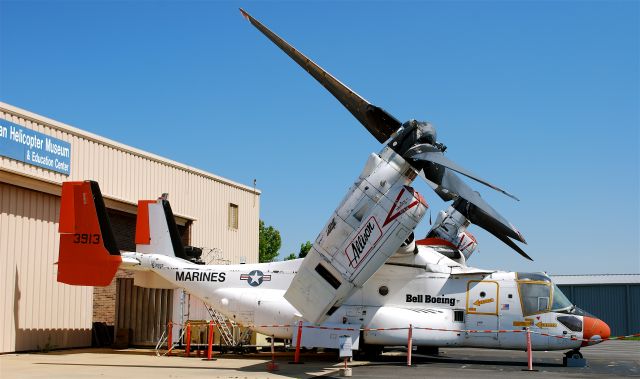 Bell V-22 Osprey (16-3913)