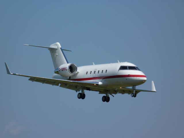 Canadair Challenger (C-GPFC)