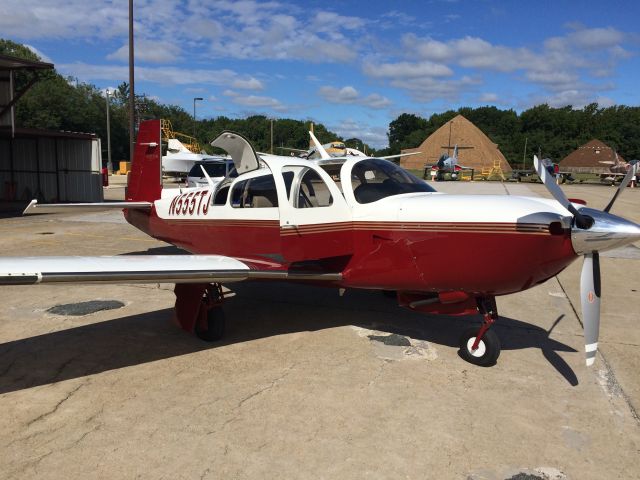 Mooney M-20J MSE (N555TJ)