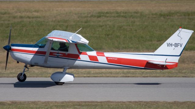 Cessna 152 (VH-BFV)