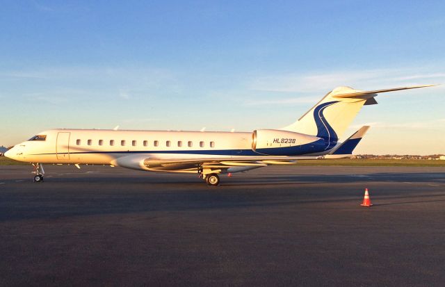 Bombardier Global Express (HL8238) - Golden Hour capture of this rare South Korean Global Express @ KBOS Logan