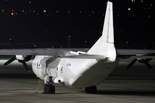 Antonov An-12 (UR-CKM)