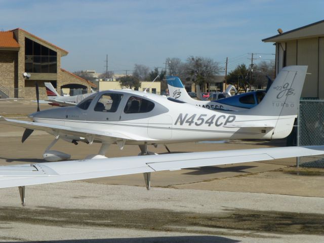 Cirrus SR-22 (N454CP)