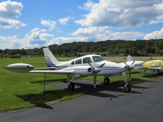 Cessna 310 (N3165L)