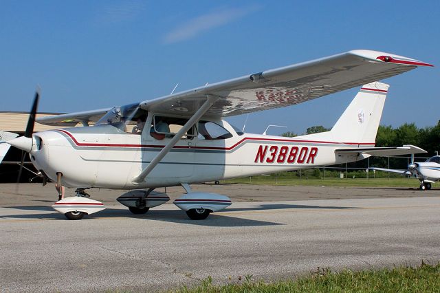 Cessna Skyhawk (N3880R)