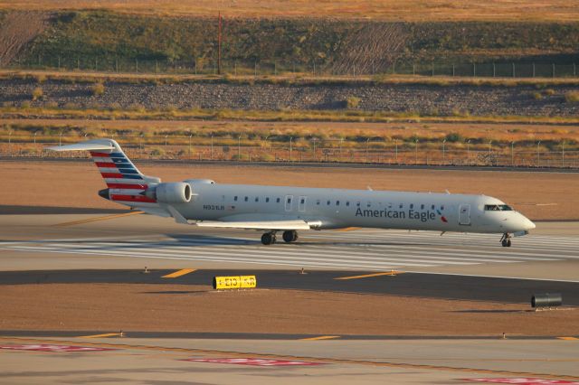 Canadair Regional Jet CRJ-900 (N931LR)