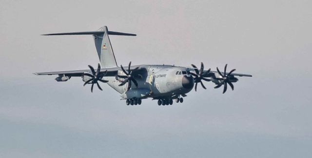 — — - Luftwaffe (German Air Force) Airbus A400