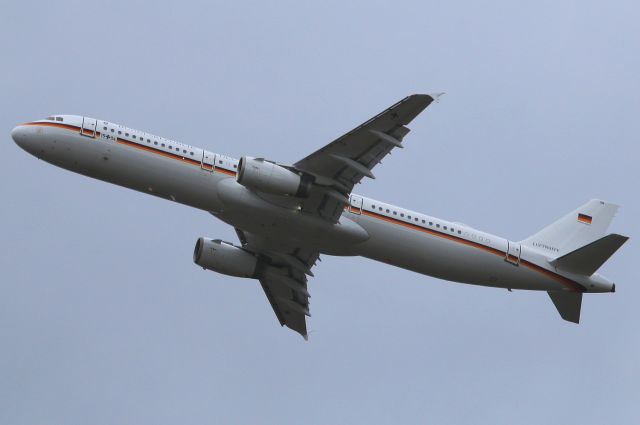 Airbus A321 (GAF1504)