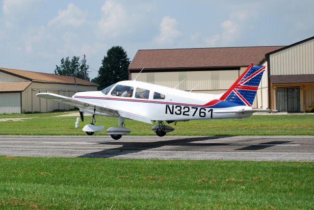 Piper Cherokee (N32761)