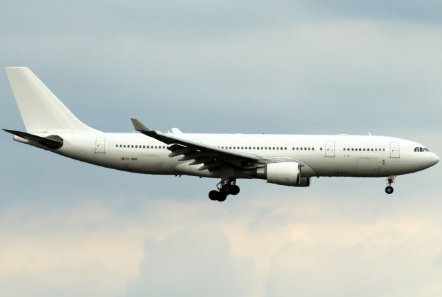 Airbus A330-200 (EC-ODA)