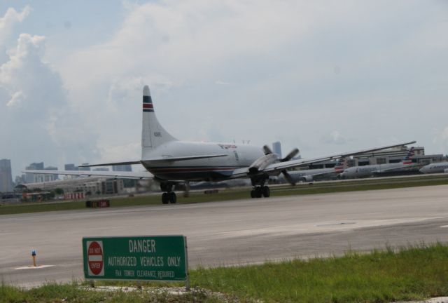 CONVAIR CV-580 (N361FL)