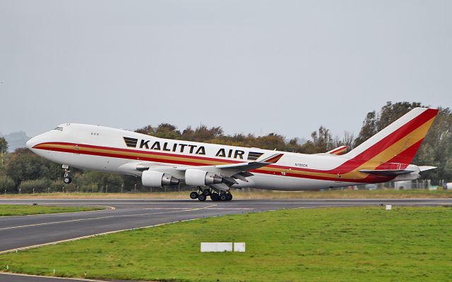 Boeing 747-400 (N705CK) - kalitta air b747-4f n705ck dep shannon 1/10/18.