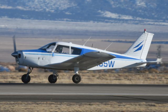 Piper Cherokee (N6165W)