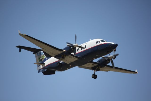 Beechcraft 1900 (N220GL)