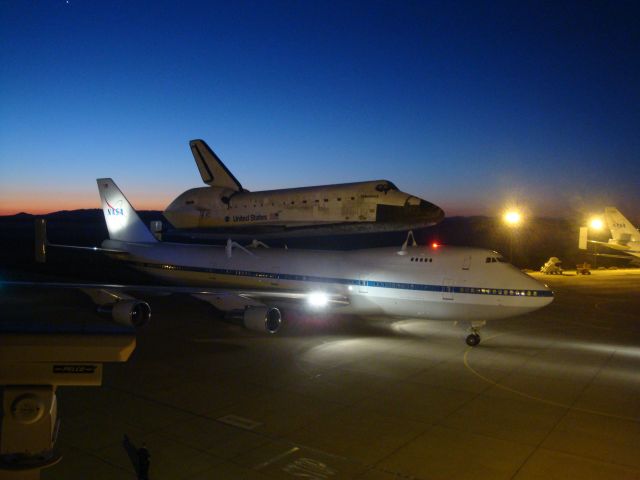 N911NA — - Space Shuttle Orbiter Discovery STS-128 ferry flight back to Kennedy Space Center (KSC)